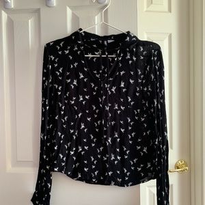 Long sleeve black collared blouse